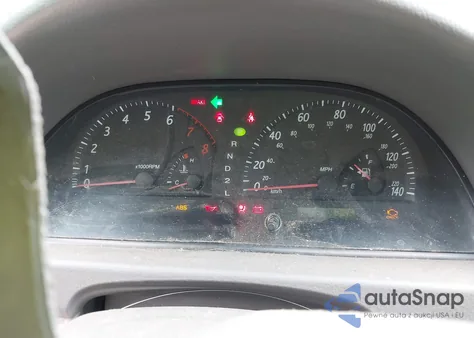 2003 Toyota Camry Le z USA, uszkodzony, nr VIN 4T1BE32KX3U223732